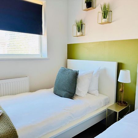 2 Bed House, Sleeps 6, Dog Friendly, Close To A14 M11, With Garden & Parking Long Stay Work Contractor Leisure, Jade Cambridge  Bagian luar foto