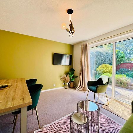 2 Bed House, Sleeps 6, Dog Friendly, Close To A14 M11, With Garden & Parking Long Stay Work Contractor Leisure, Jade Cambridge  Bagian luar foto