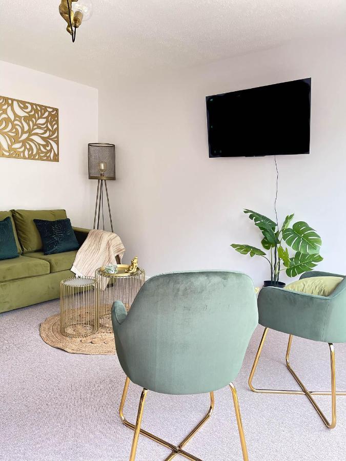 2 Bed House, Sleeps 6, Dog Friendly, Close To A14 M11, With Garden & Parking Long Stay Work Contractor Leisure, Jade Cambridge  Bagian luar foto