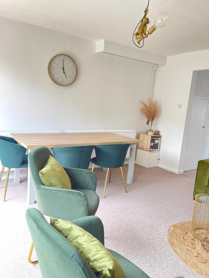 2 Bed House, Sleeps 6, Dog Friendly, Close To A14 M11, With Garden & Parking Long Stay Work Contractor Leisure, Jade Cambridge  Bagian luar foto