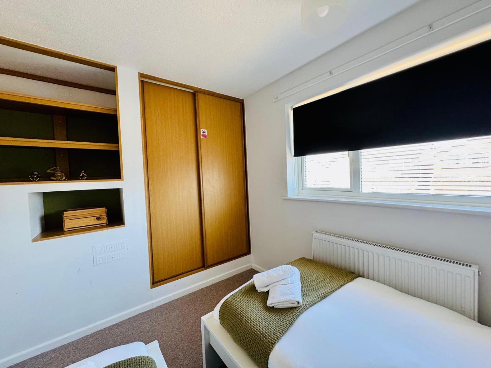 2 Bed House, Sleeps 6, Dog Friendly, Close To A14 M11, With Garden & Parking Long Stay Work Contractor Leisure, Jade Cambridge  Bagian luar foto